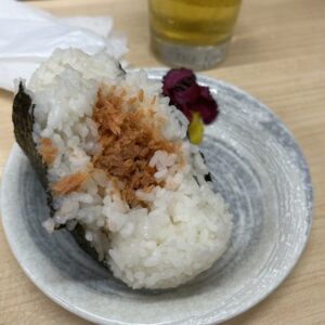 と㐂-0904-おにぎり大鮭