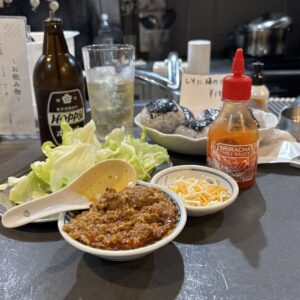 ぶた鉄-0905-タコライスの頭