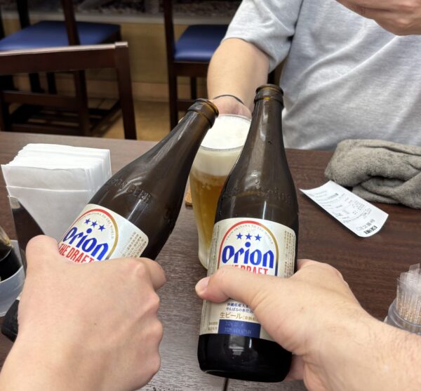 空港食堂-0420-乾杯風景